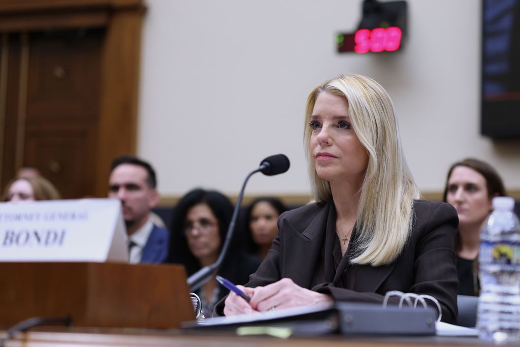 AG Pam Bondi announces ‘all’ Epstein files have been released, listing over 300 high-profile names -video